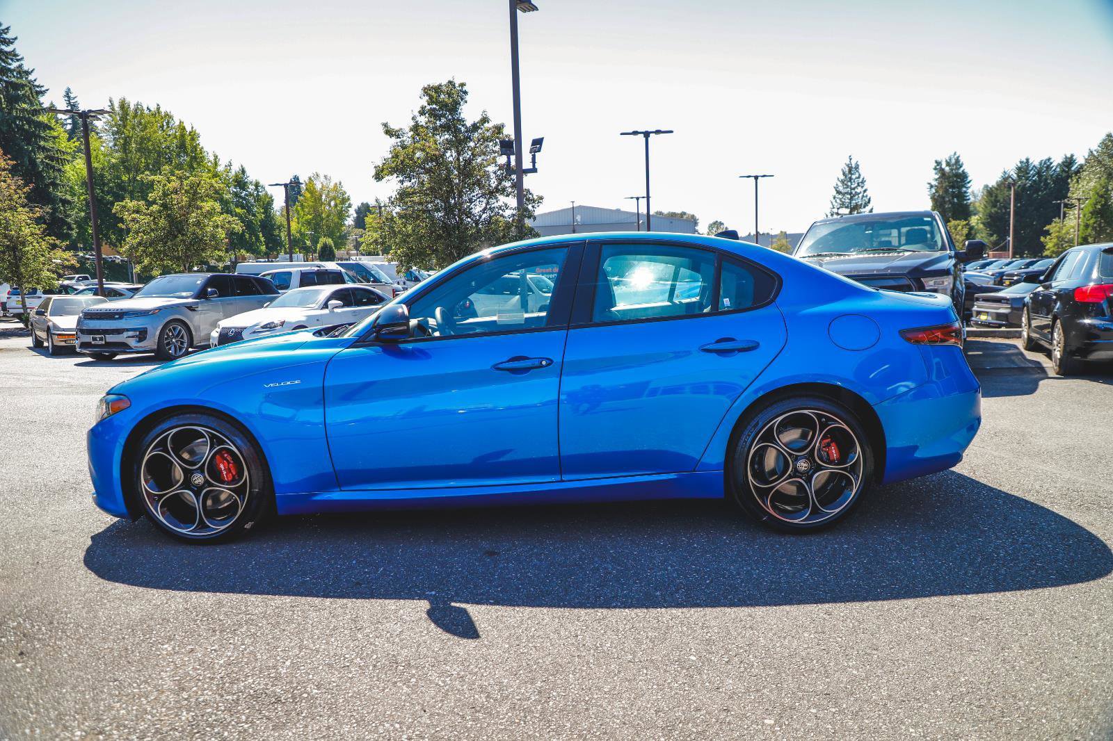 2025 Alfa Romeo Giulia Base photo 11