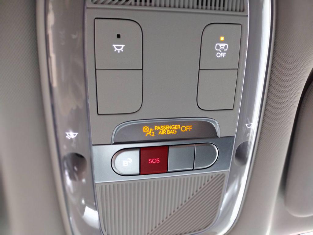 2026 Hyundai Ioniq SEL photo 31