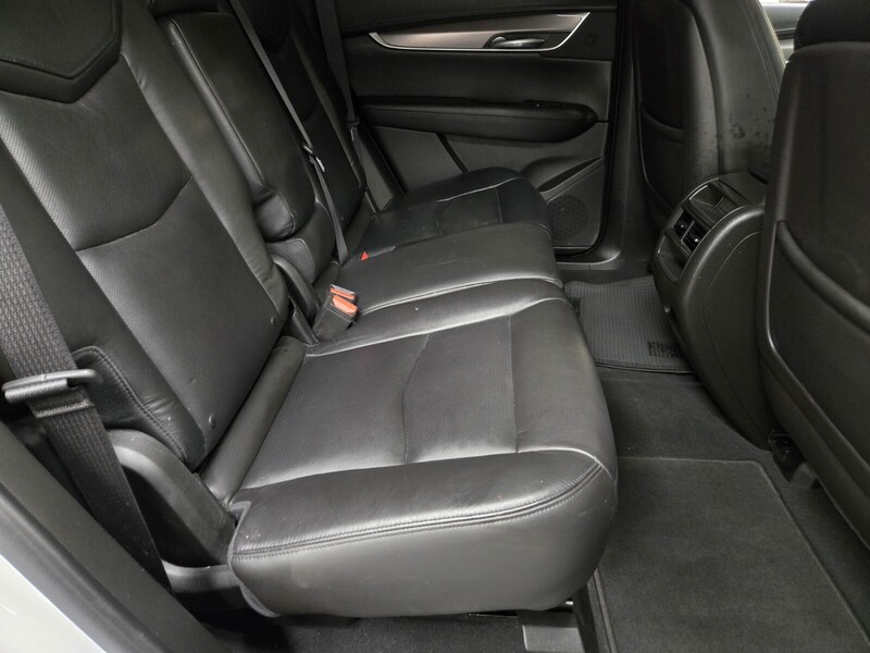 2017 Cadillac XT5 Luxury photo 12