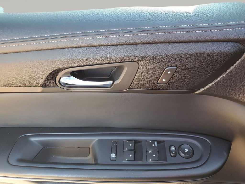 2013 Chevrolet Traverse 2LT photo 24
