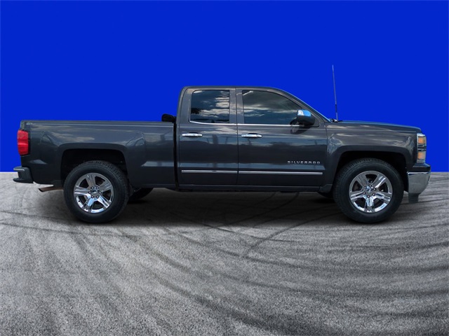 2015 Chevrolet Silverado 1500 LTZ photo 2