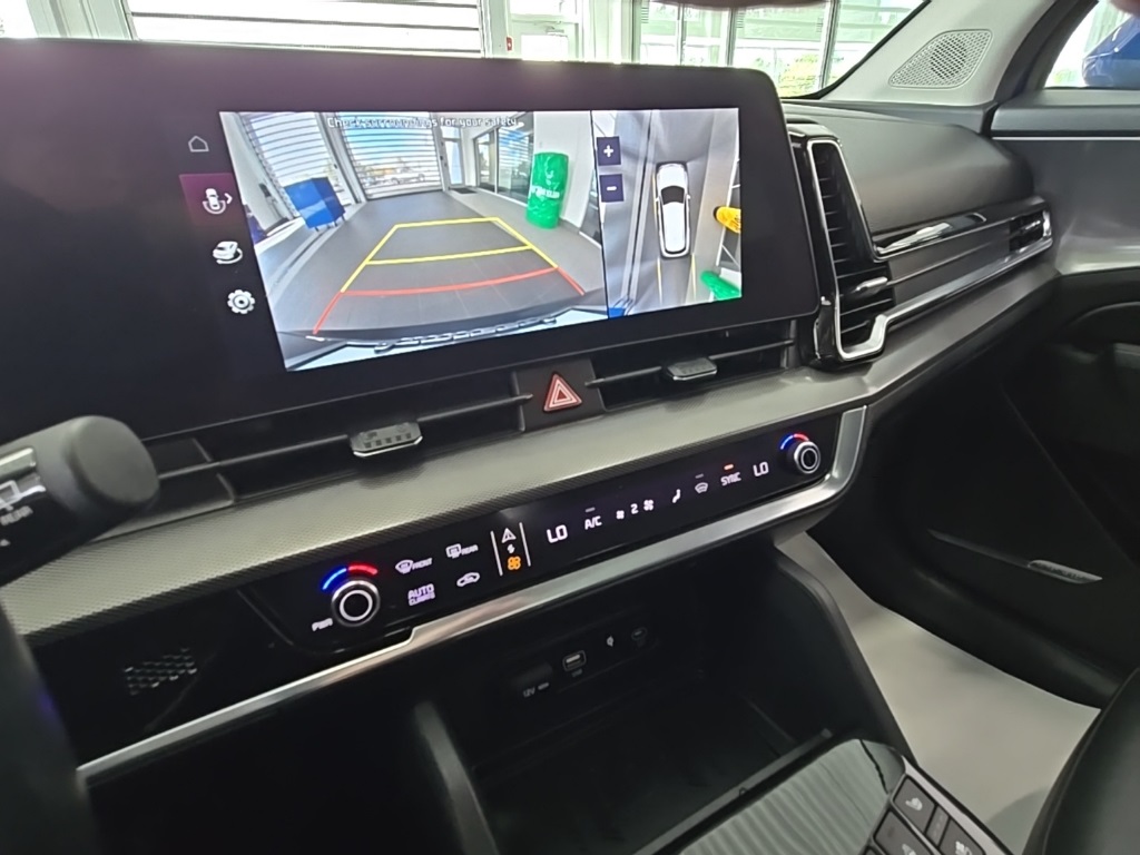 2023 Kia Sportage photo 28