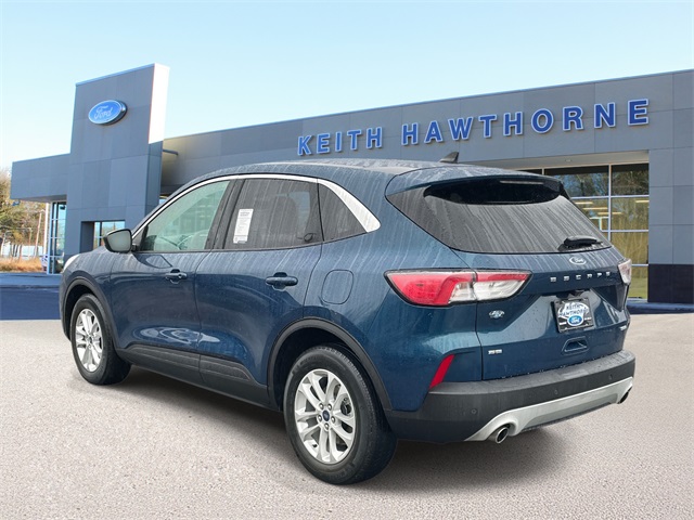 2020 Ford Escape SE photo 3