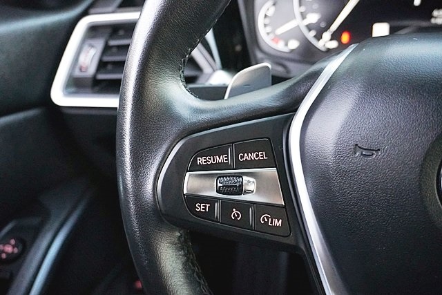 Used 2020 White BMW 330i image 32