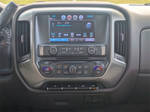 2018 Chevrolet Silverado 1500 LT photo 18