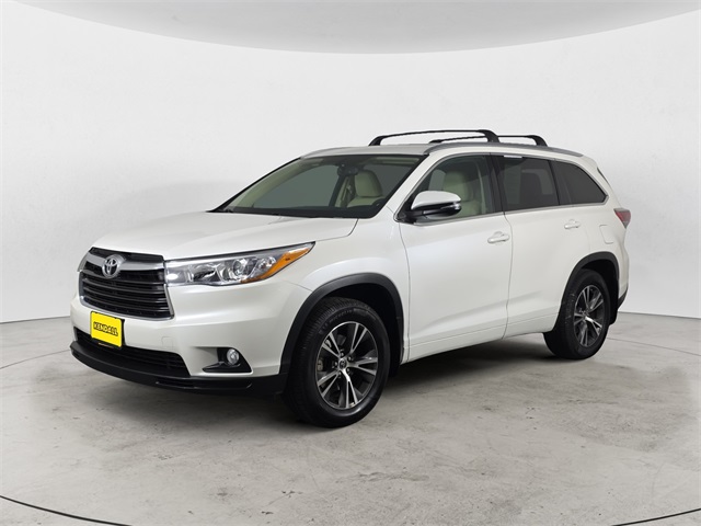 2016 Toyota Highlander XLE's photo