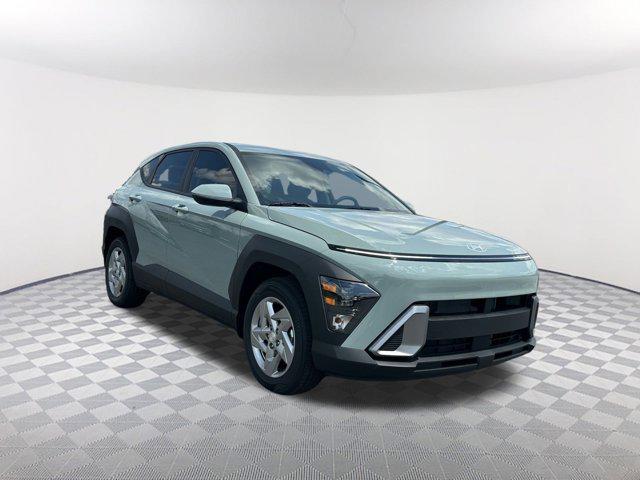 2026 Hyundai Kona SE photo 2