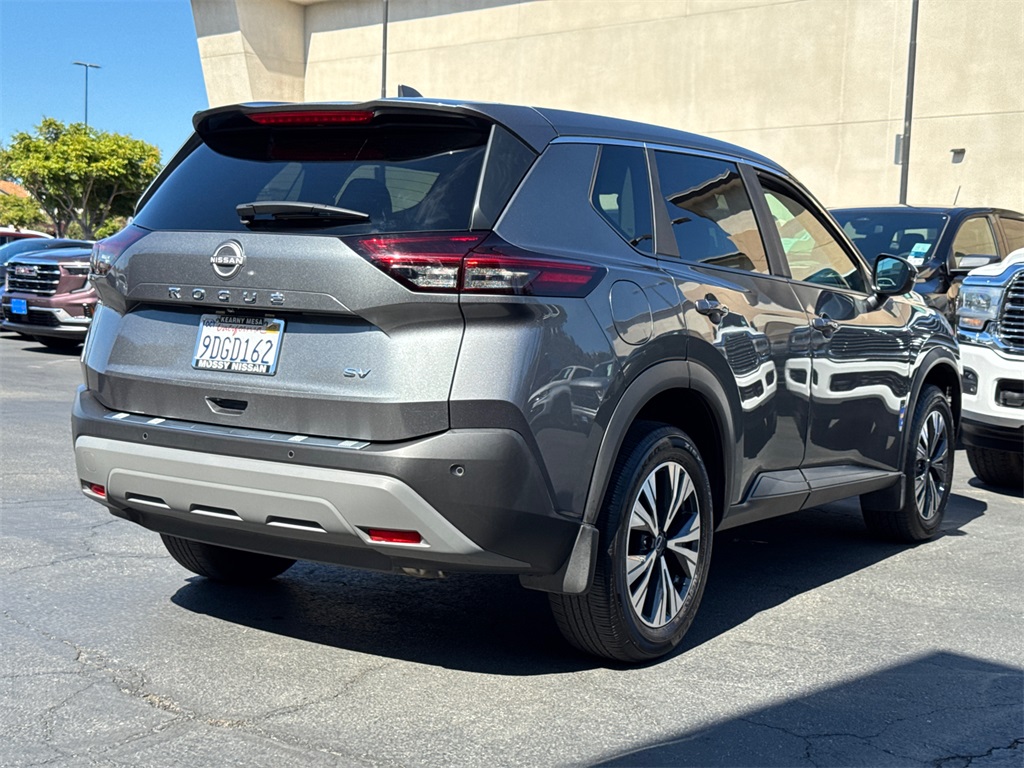 2023 Nissan Rogue SV photo 10