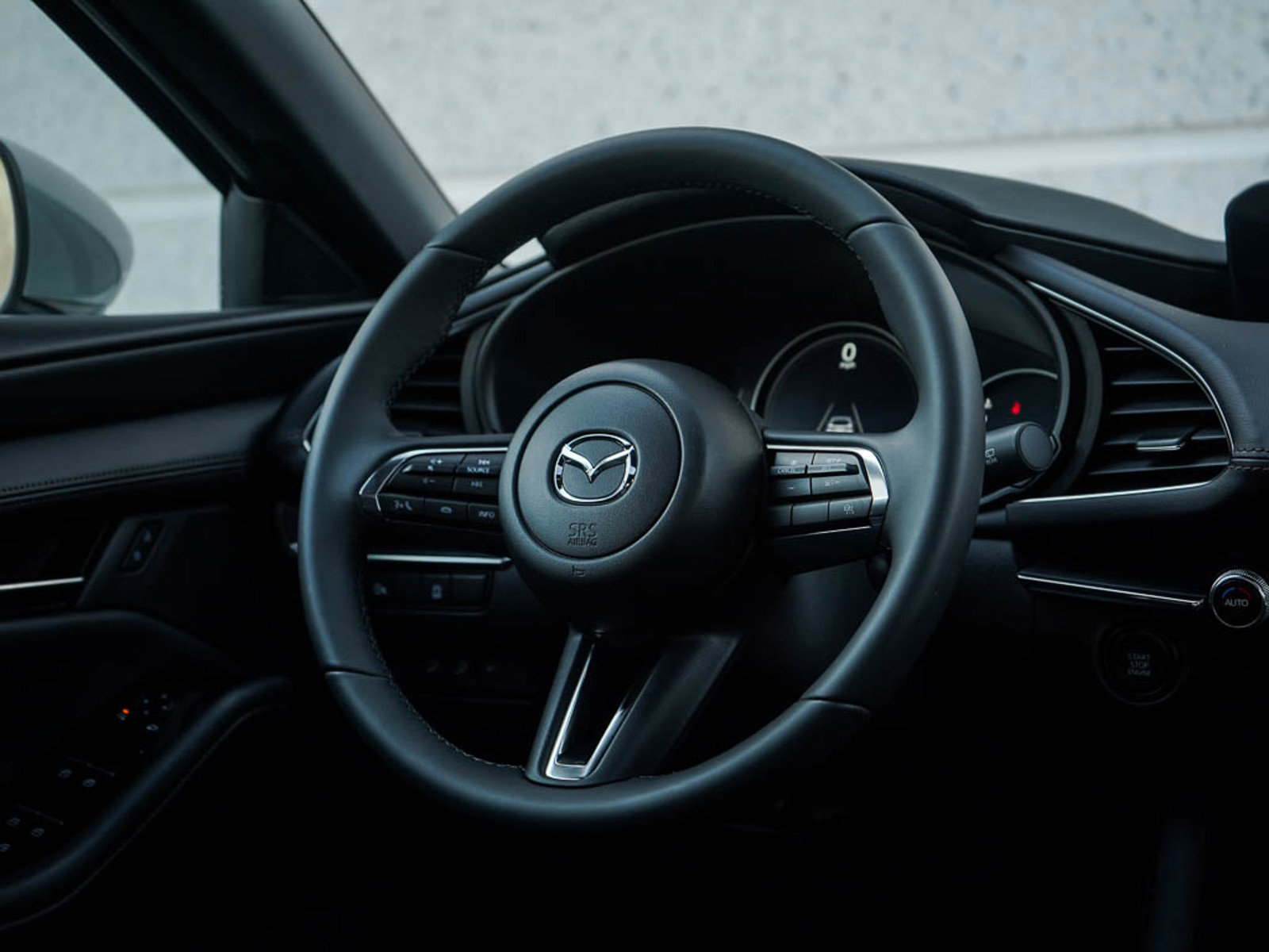 2025 Mazda Mazda3 Hatchback 2.5 s Preferred photo 13