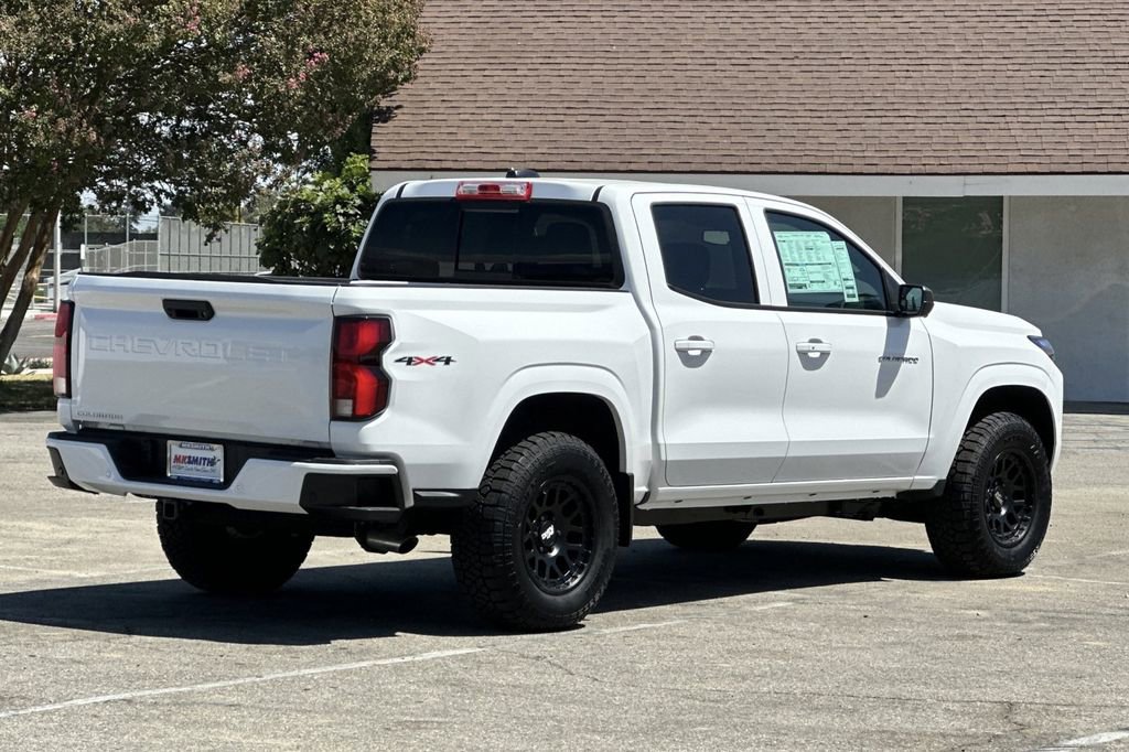 2025 Chevrolet Colorado Work Truck LT photo 4