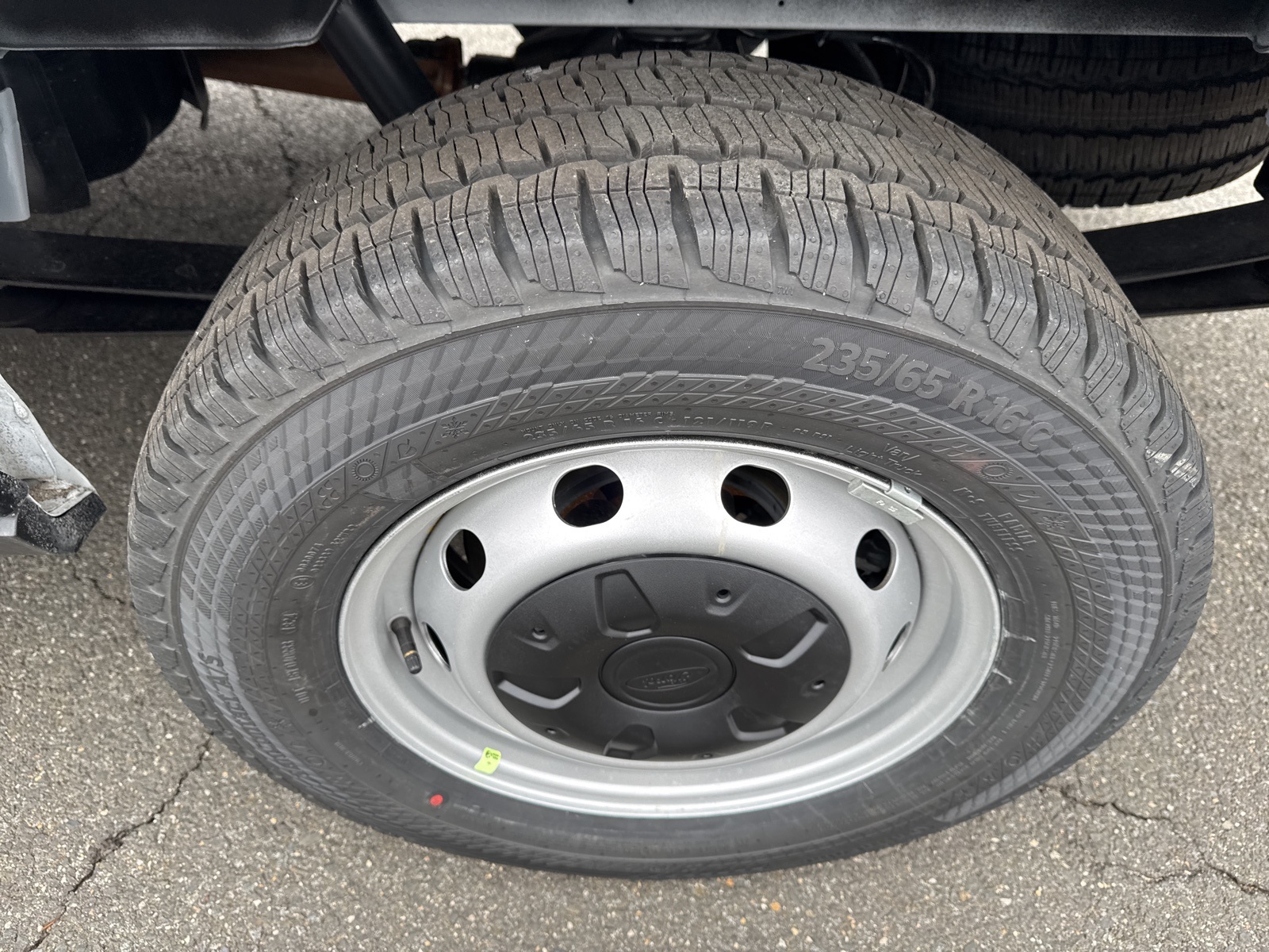 2024 Ford Transit photo 9