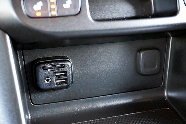 Used 2022 Black Chevrolet ZR2 image 31