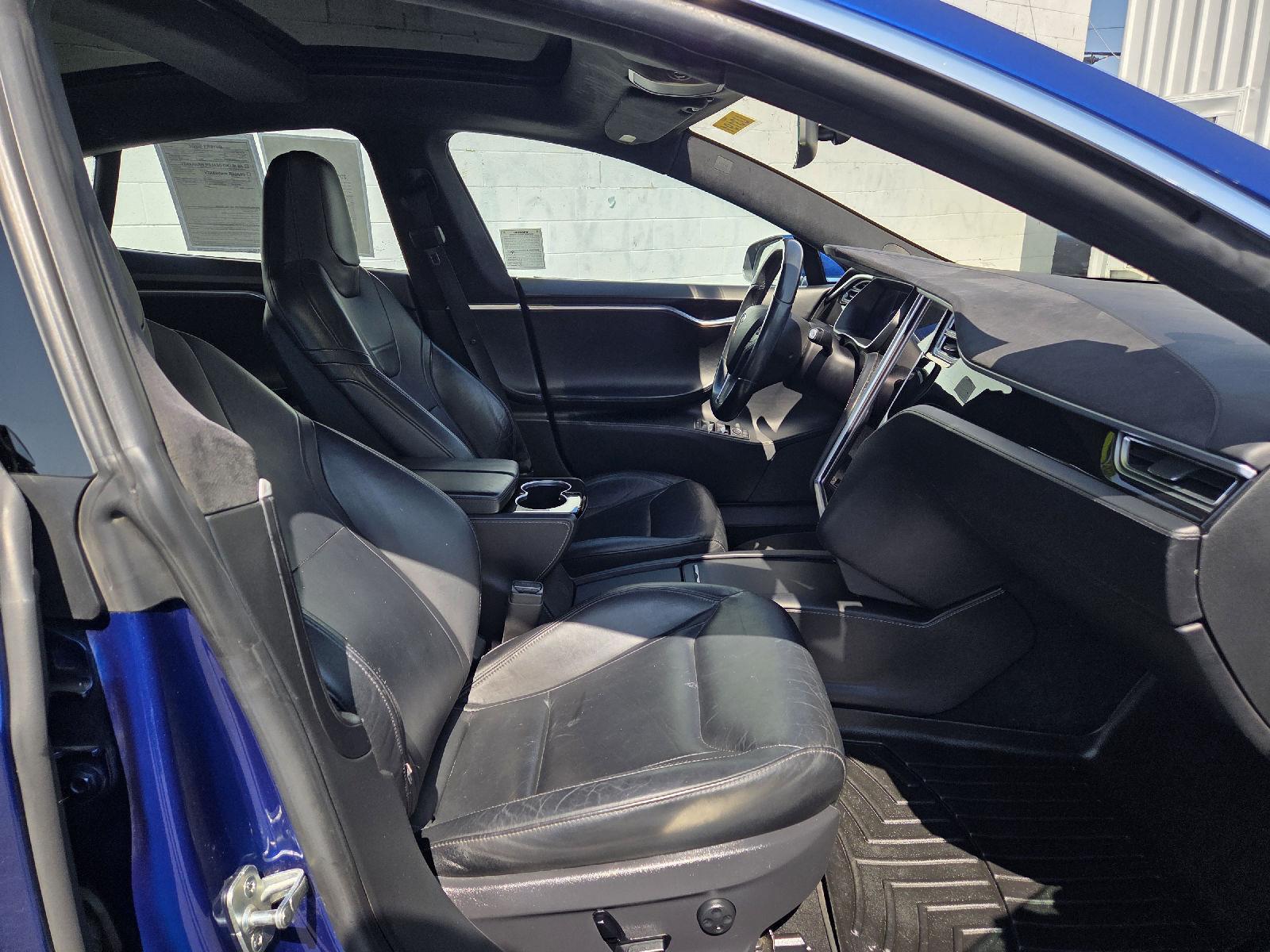 2016 Tesla Model S 70D photo 7