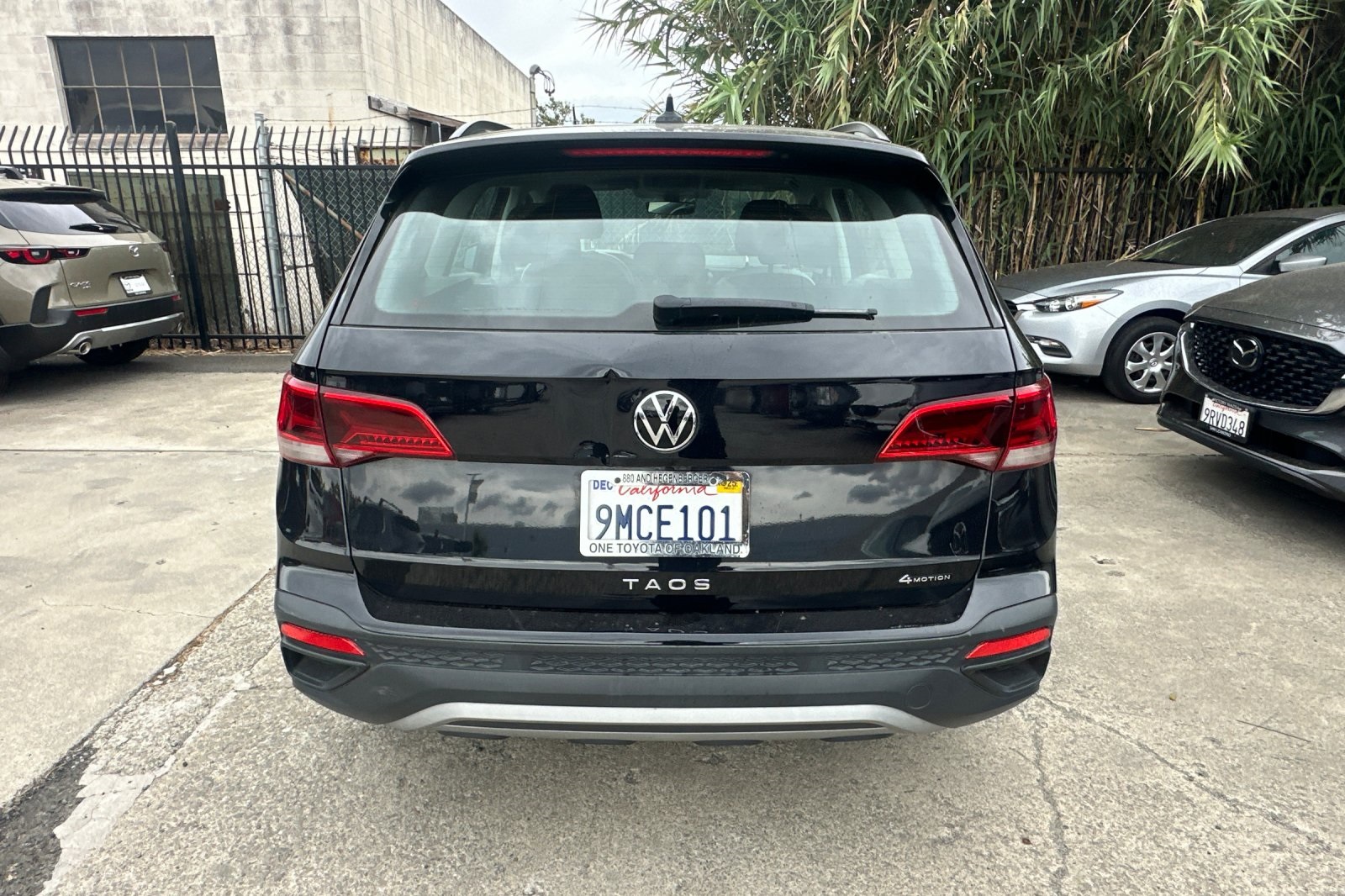 2023 Volkswagen Taos S photo 3