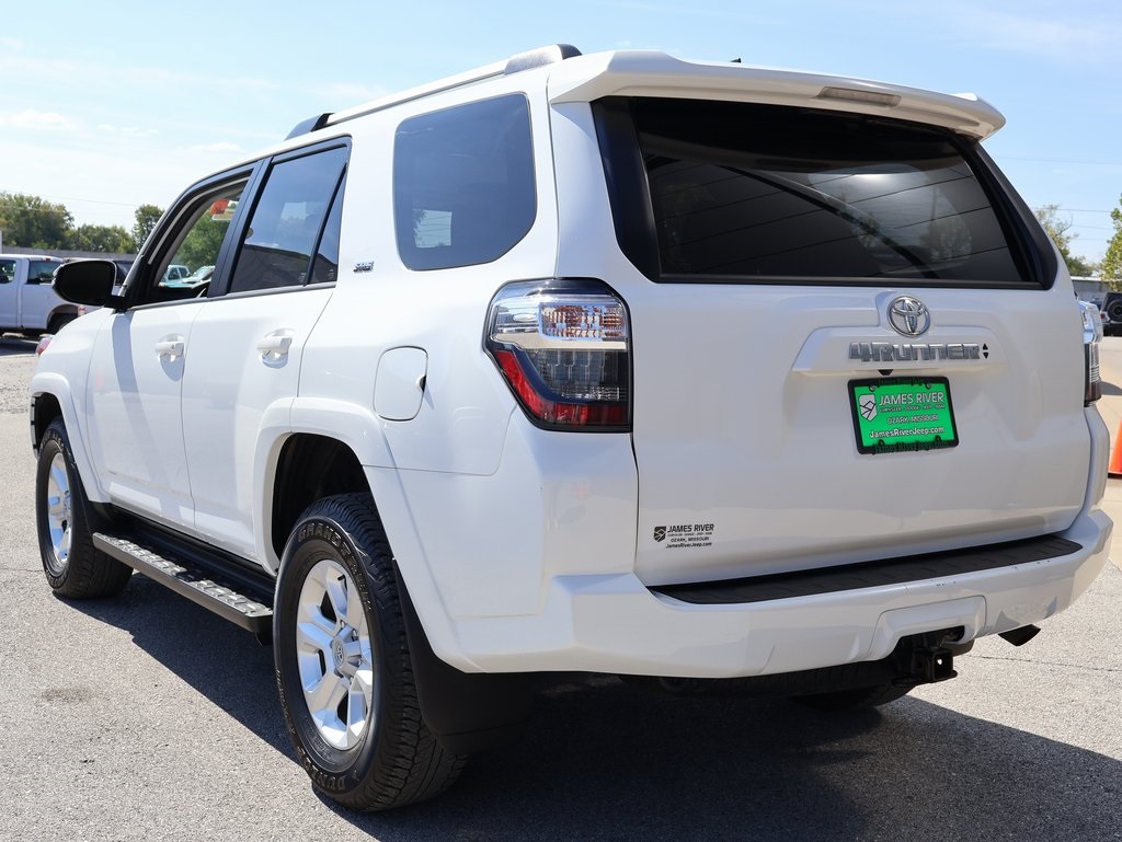 2024 Toyota 4Runner SR5 Premium photo 2
