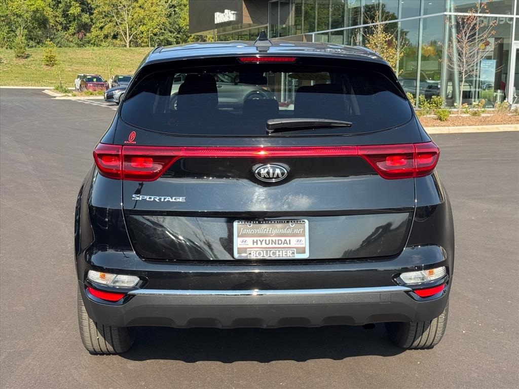 2021 Kia Sportage LX photo 2