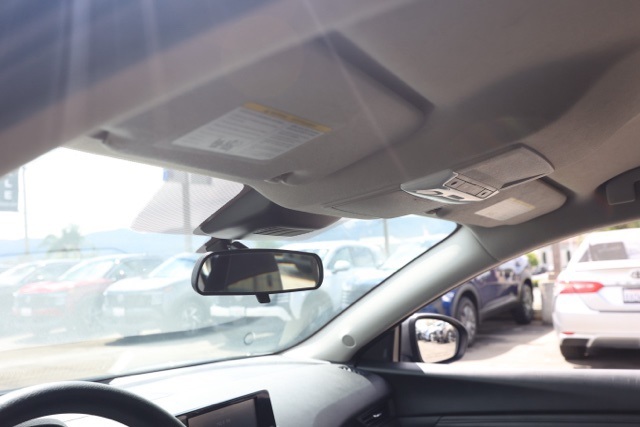 2024 Nissan Sentra S photo 9