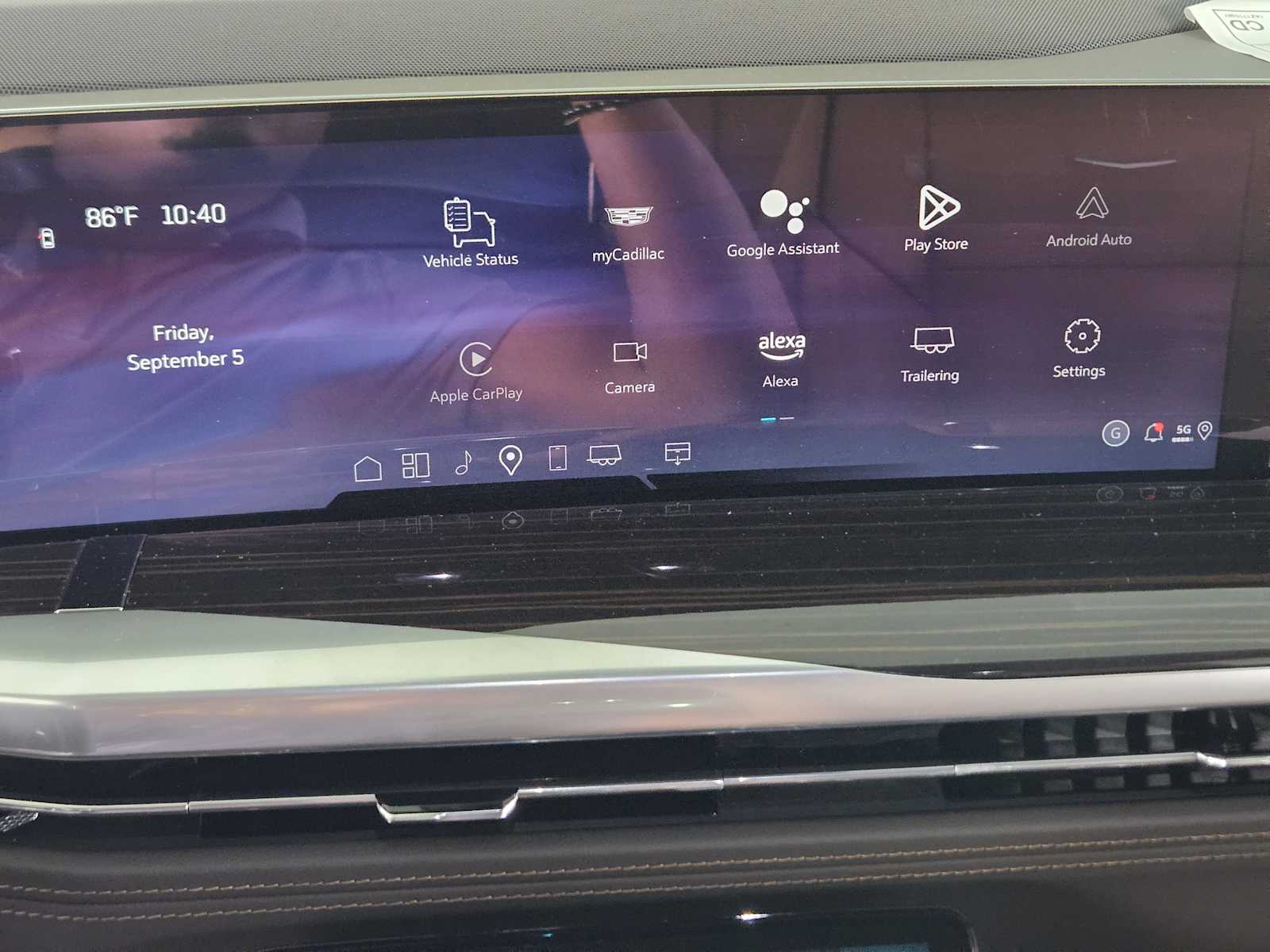 2025 Cadillac Escalade Premium Luxury photo 10