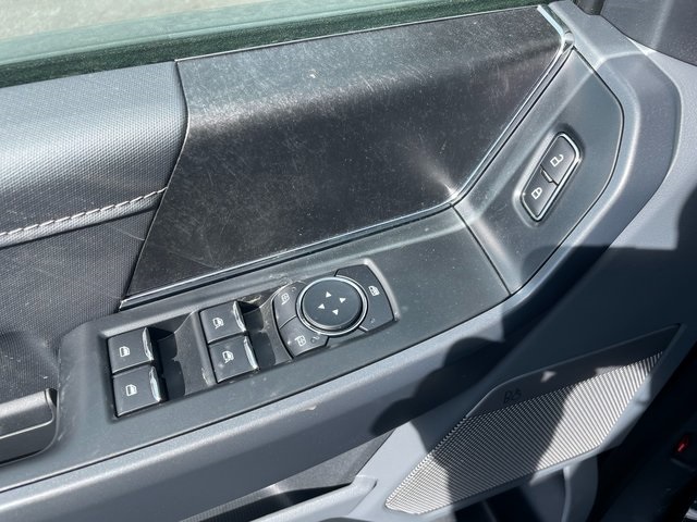 2025 Ford F-150 Lightning photo 20