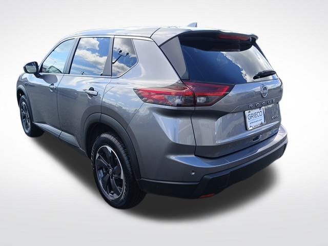 2024 Nissan Rogue SV photo 3