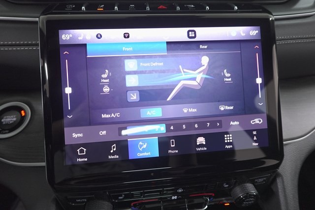 2025 Jeep Grand Cherokee Limited photo 18