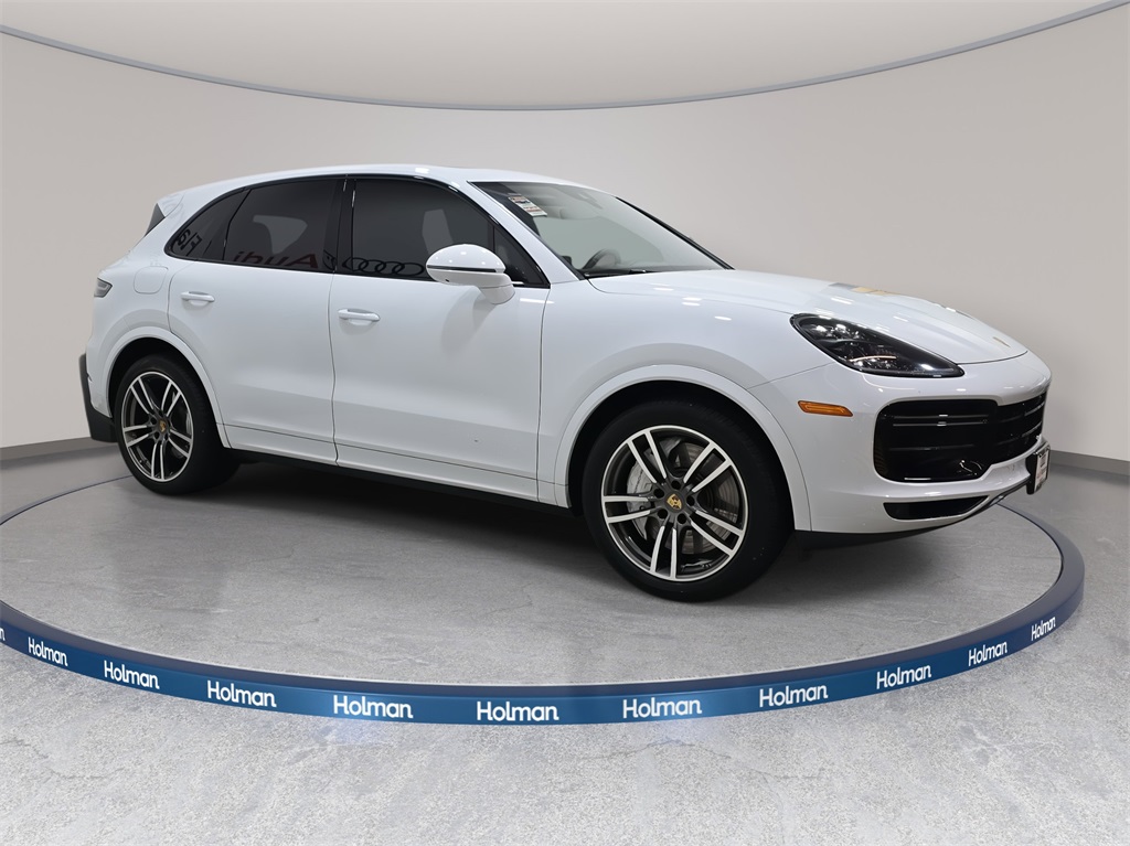 2020 Porsche Cayenne Turbo photo 3