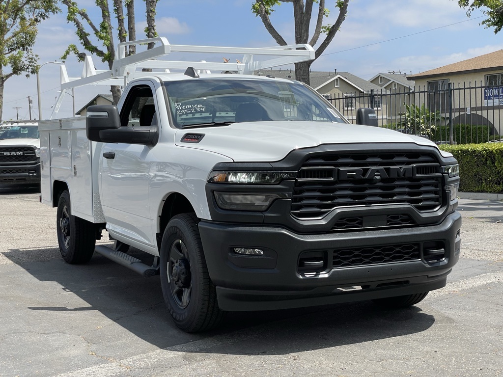 2025 Ram 2500 Tradesman photo 8