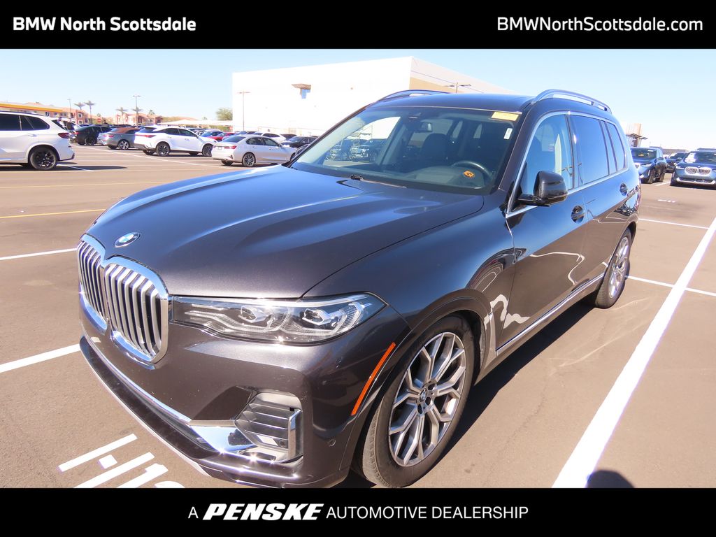 2021 BMW X7 40i's photo