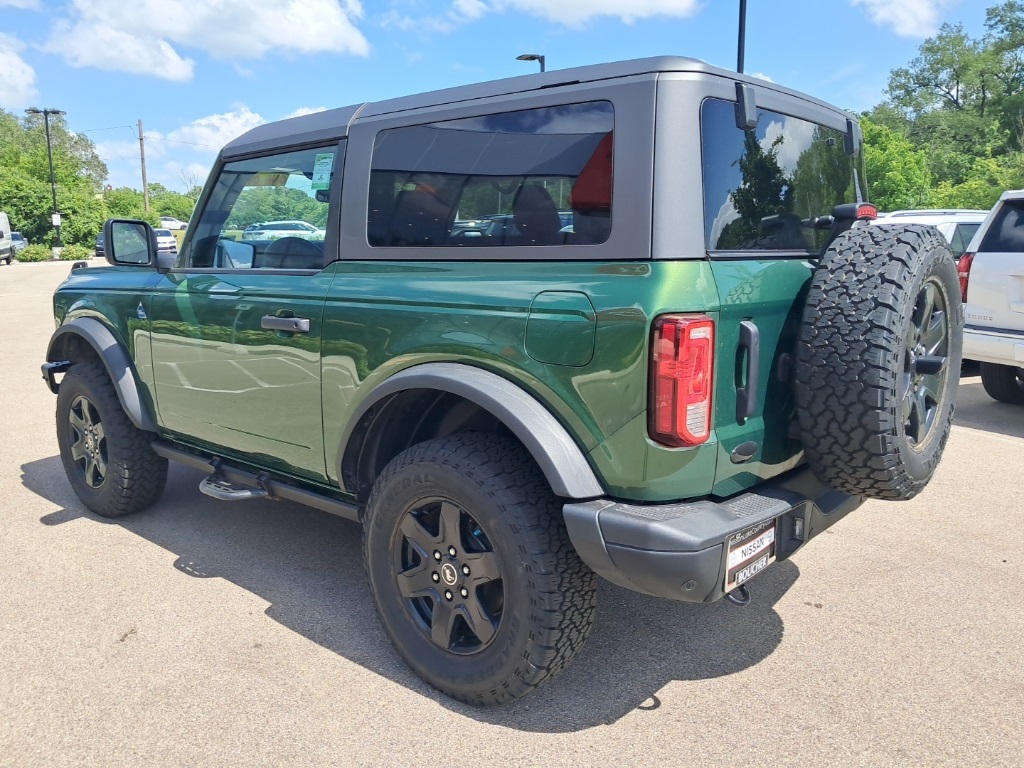 2024 Ford Bronco Black Diamond photo 4