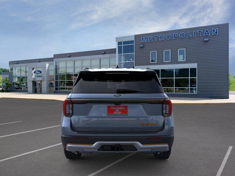 2026 Ford Explorer photo 3