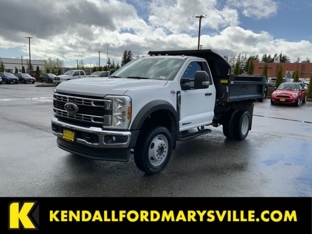 2025 Ford F-550 Super Duty Chassis Cab XL's photo