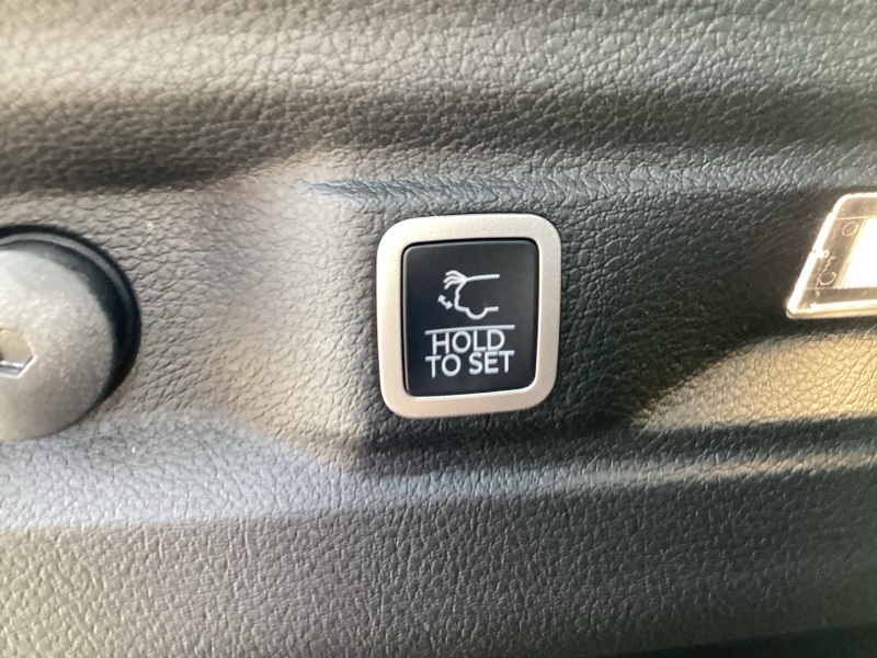 2025 Jeep Grand Cherokee Altitude X photo 8