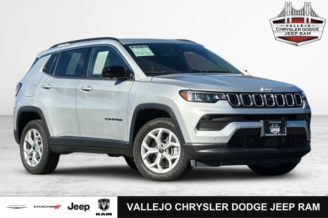 2025 Jeep Compass Latitude's photo
