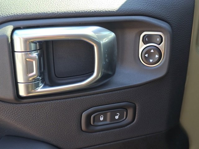 2025 Jeep Gladiator Sport photo 30