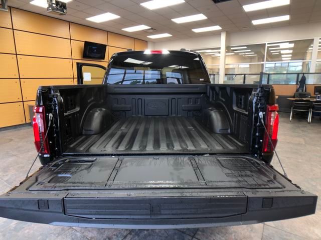 2025 Ford F-150 XLT photo 21