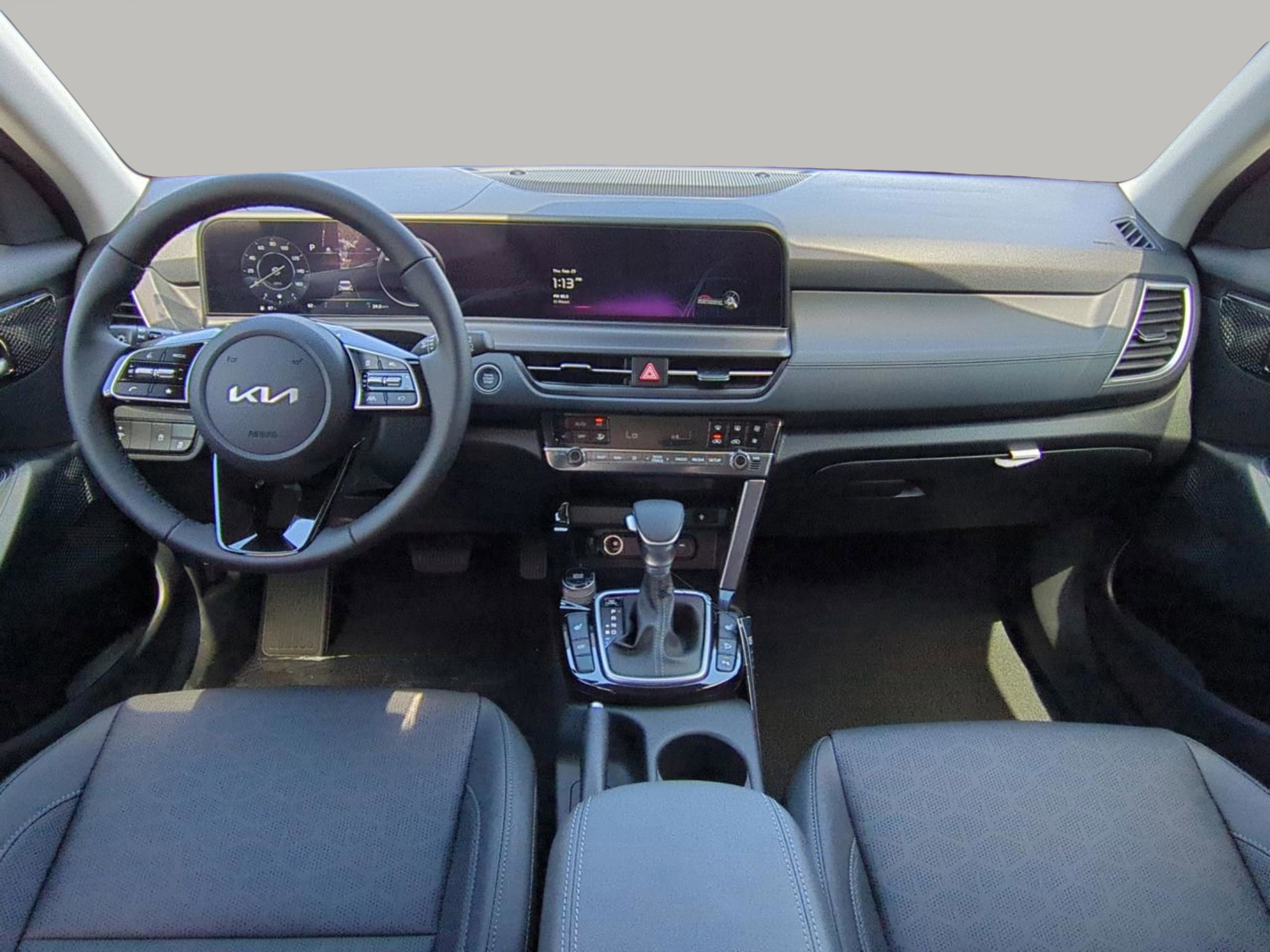 2026 Kia Seltos EX photo 18