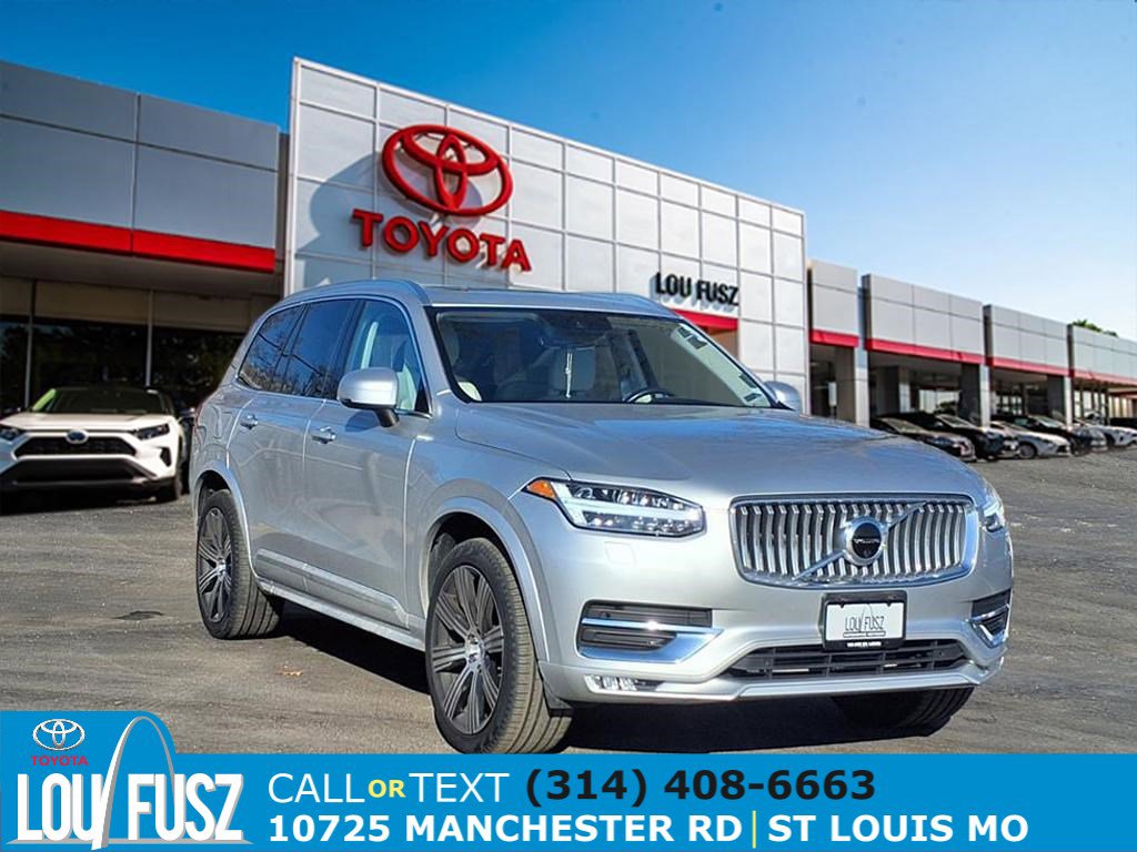 2022 Volvo XC90 Inscription's photo