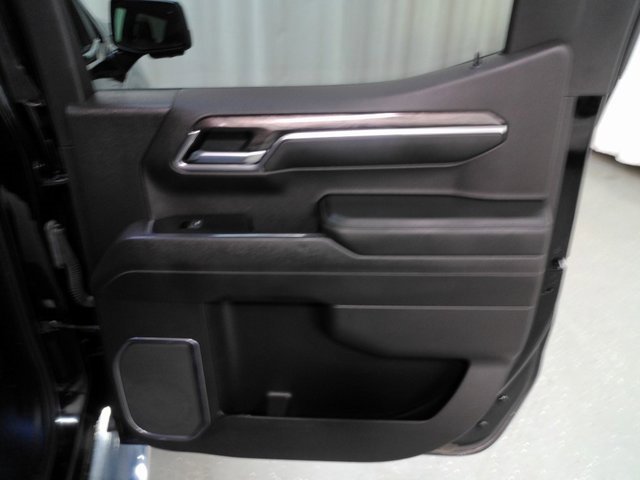 2022 Chevrolet Silverado 1500 LTZ photo 19