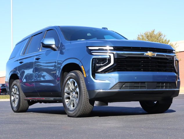 2026 Chevrolet Tahoe LS's photo