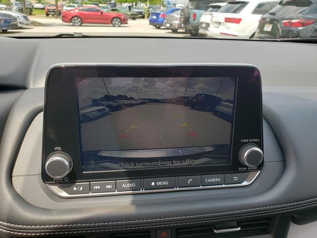 2025 Nissan Rogue SV photo 22