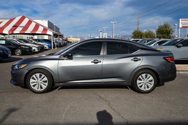 2022 Nissan Sentra S photo 2