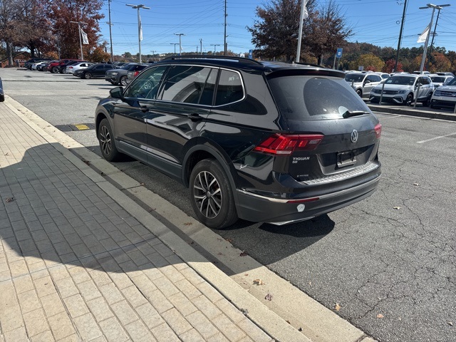 2021 Volkswagen Tiguan SE photo 3