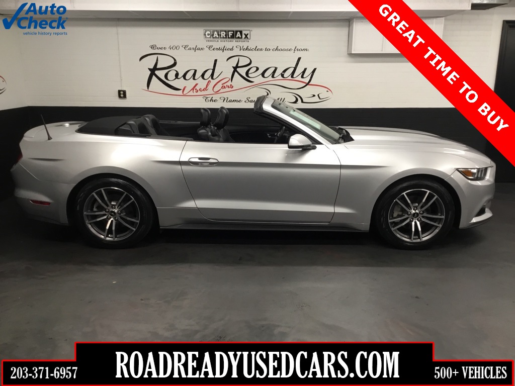 2016 Ford Mustang EcoBoost Premium's photo