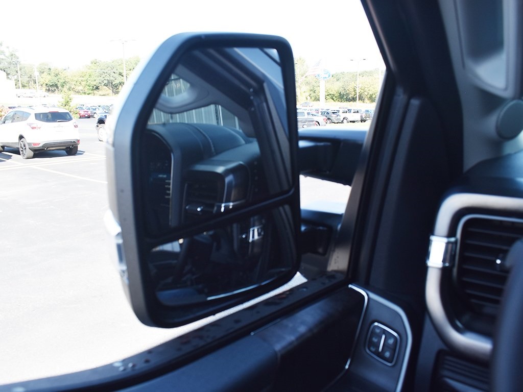 2026 Ford F-350 Lariat photo 31