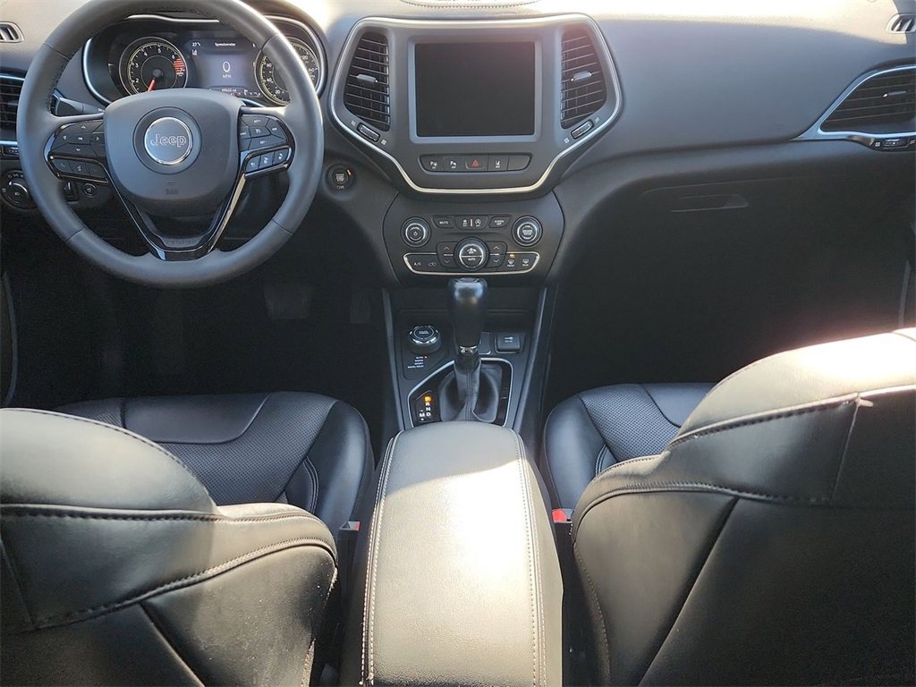 2023 Jeep Cherokee Altitude Lux photo 19