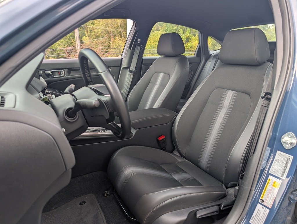 2025 Honda Civic Sport photo 7