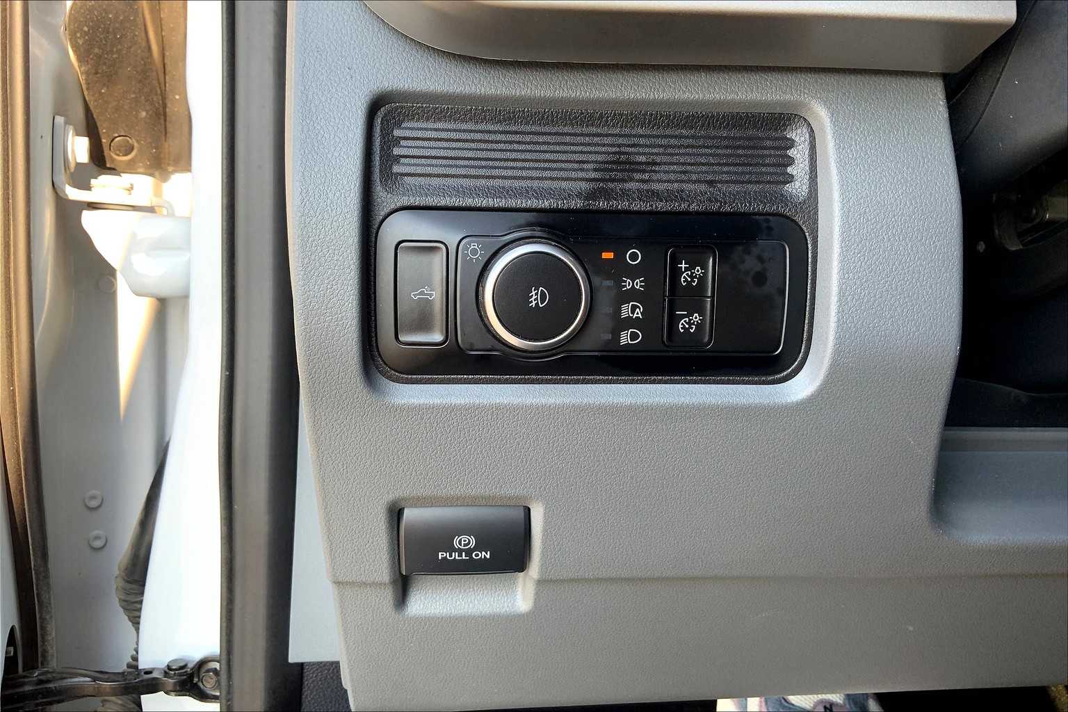2024 Ford F-250 XLT photo 31