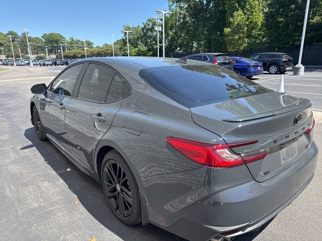 2025 Toyota Camry SE photo 4