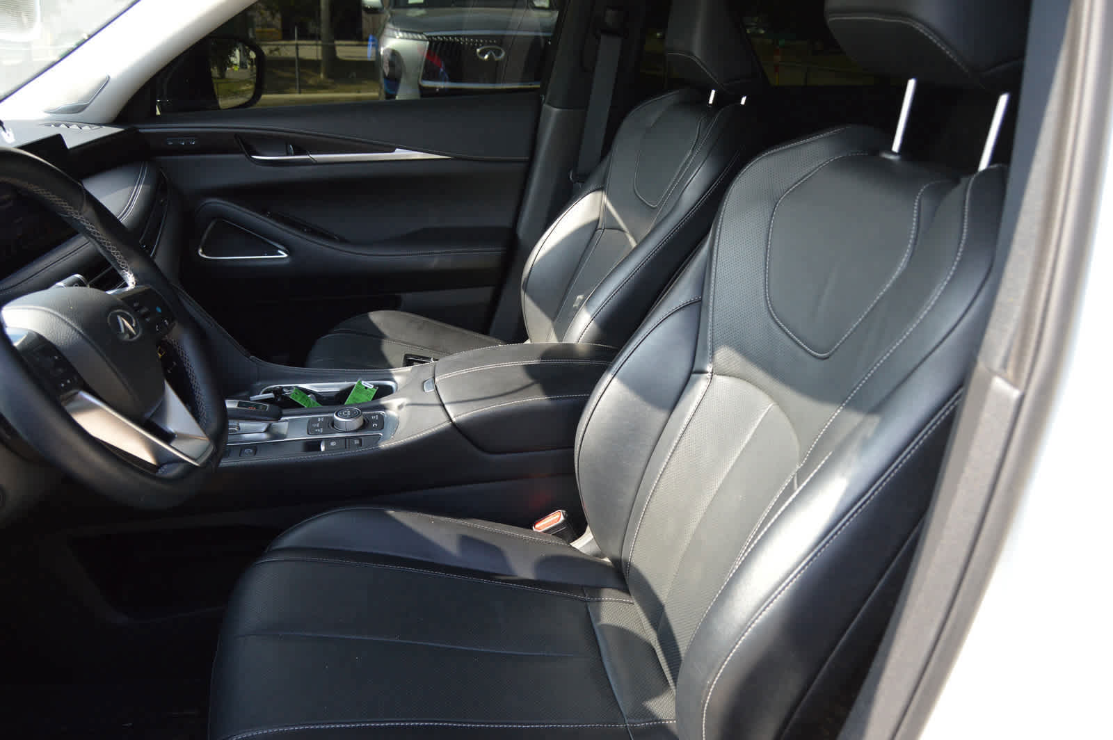 2022 Infiniti QX60 Sensory photo 9