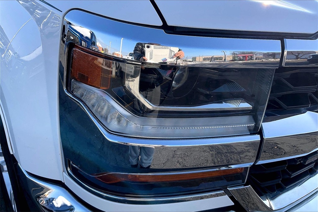 2018 CHEVROLET SILVERADO - Image 25
